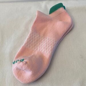 Bombas Pink Active Wear Low-Cut Socks with Green Accents size large New